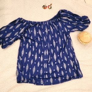 Cold-shoulder Blouse